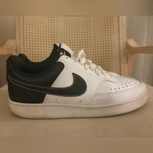 Nike Black and White Athletic Shoes